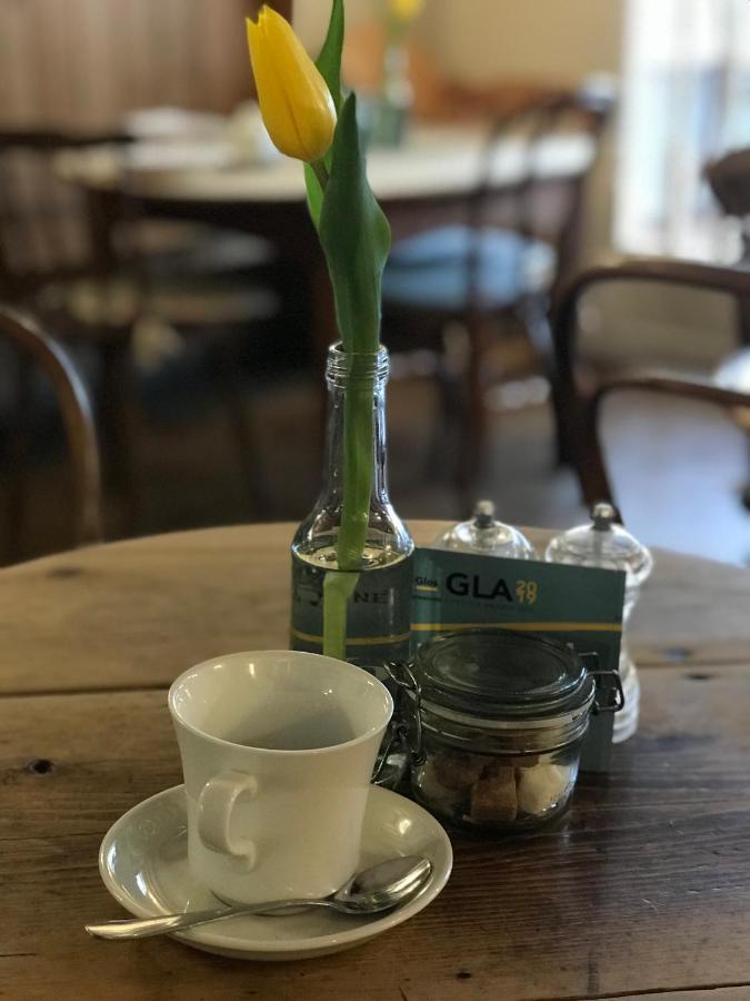 Lucy'S Tearoom Stow-on-the-Wold ภายนอก รูปภาพ