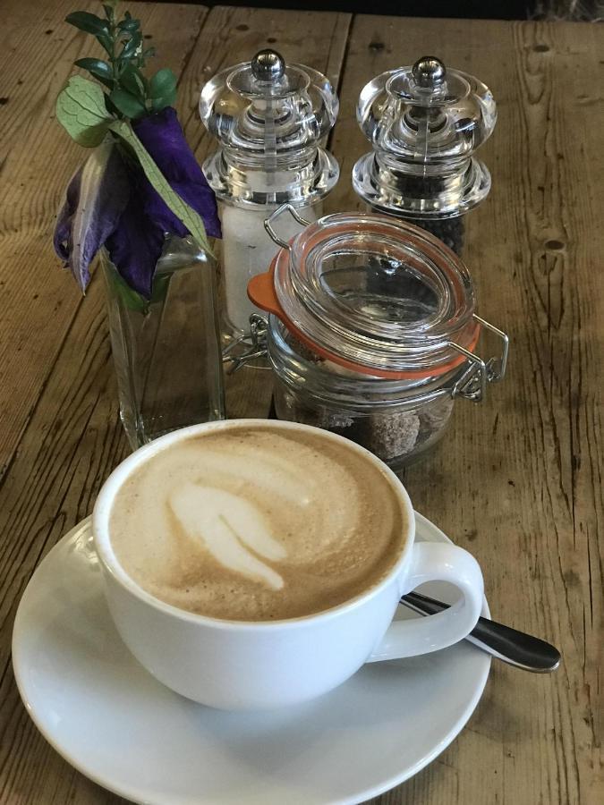 Lucy'S Tearoom Stow-on-the-Wold ภายนอก รูปภาพ